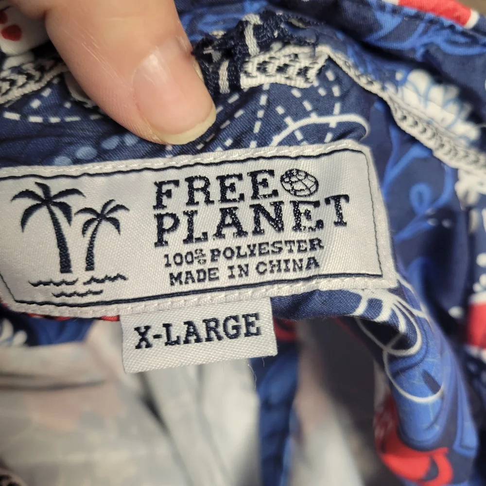 Free Planet Surf‎ NWOT 2PC Floral Blue and Red Men's Short & Shirt Set